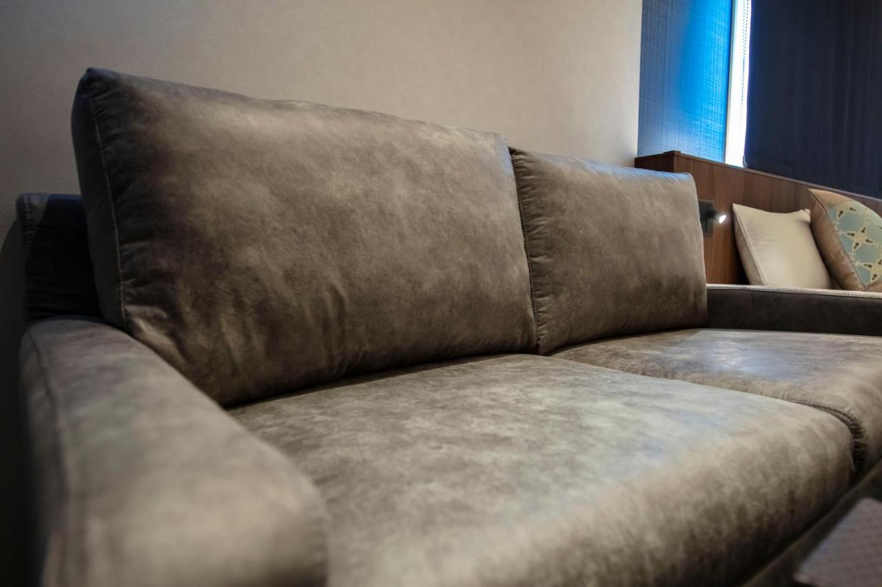 Aparthotel Grand Base Okayama Ekimae Zewnętrze zdjęcie