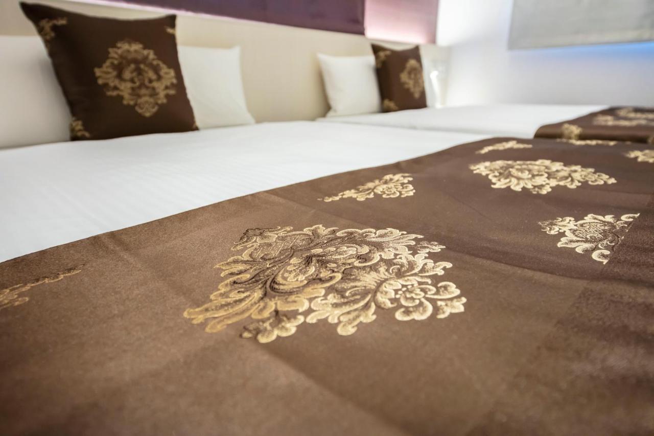 Aparthotel Grand Base Okayama Ekimae Zewnętrze zdjęcie